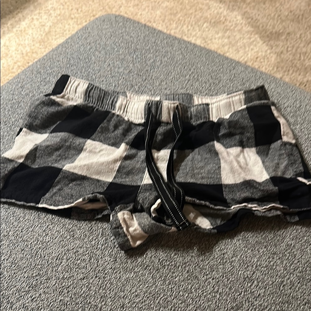 Plaid Women's Shorts - Black and White
